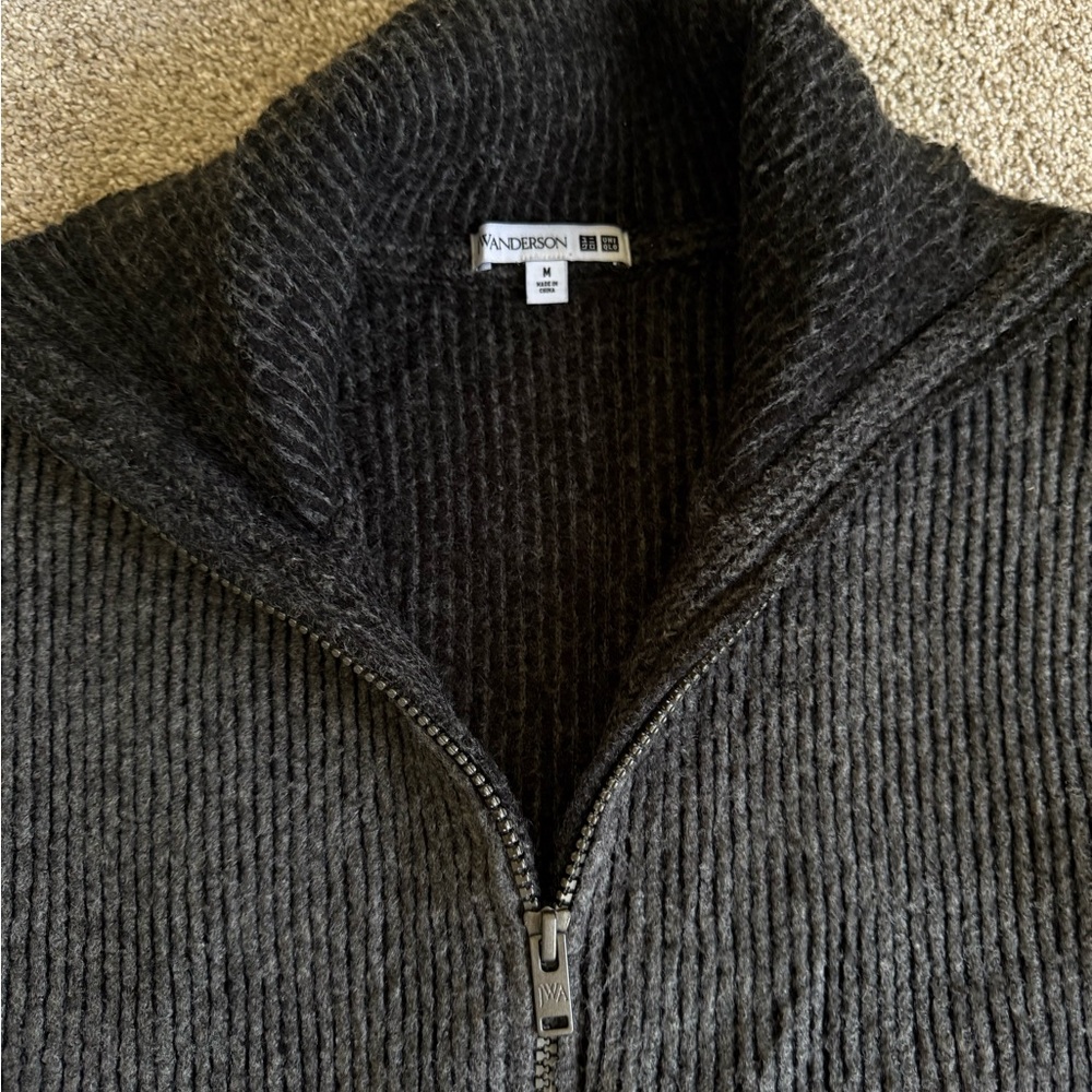 JW ANDERSON x Uniqlo zip sweater